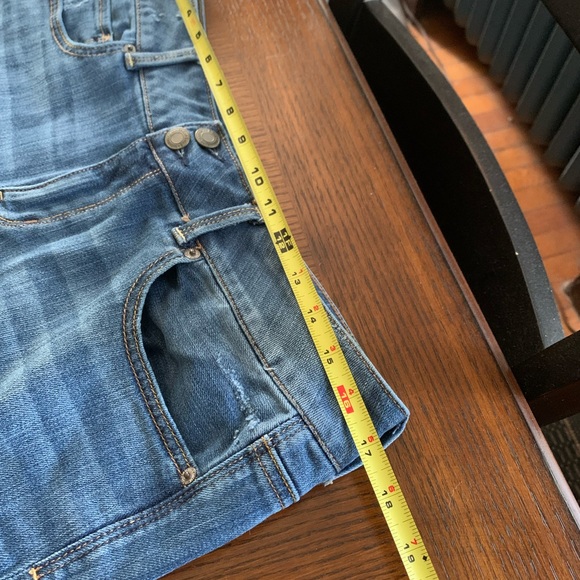 American Eagle Stretch Slightly distressed Artist Jeans size 12 - Picture 14 of 14